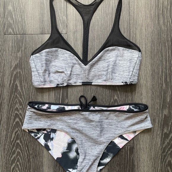 Rare Lululemon Surf to Sand Bikini Set - Picture 3 of 9